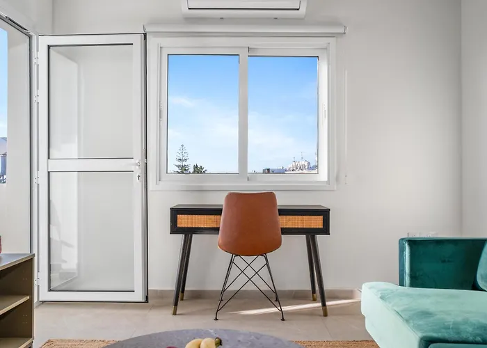 Modern Seaview In The Heart Of Айя-Напа