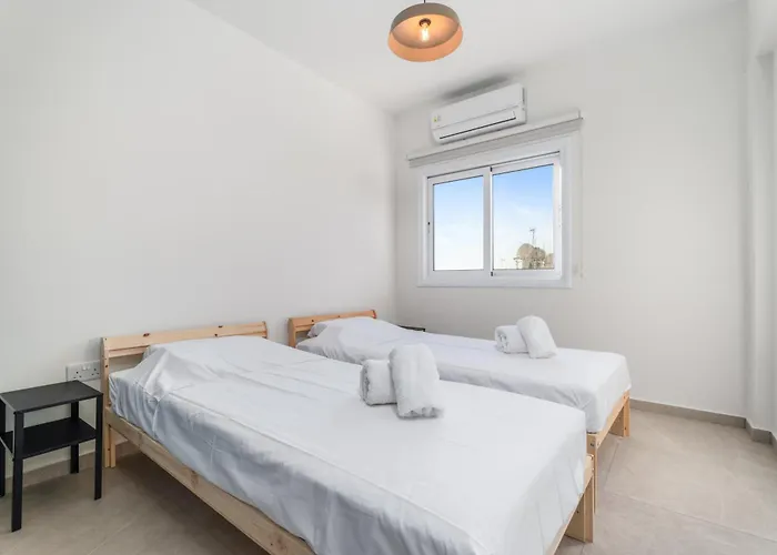 Modern Seaview In The Heart Of * Ayia Napa