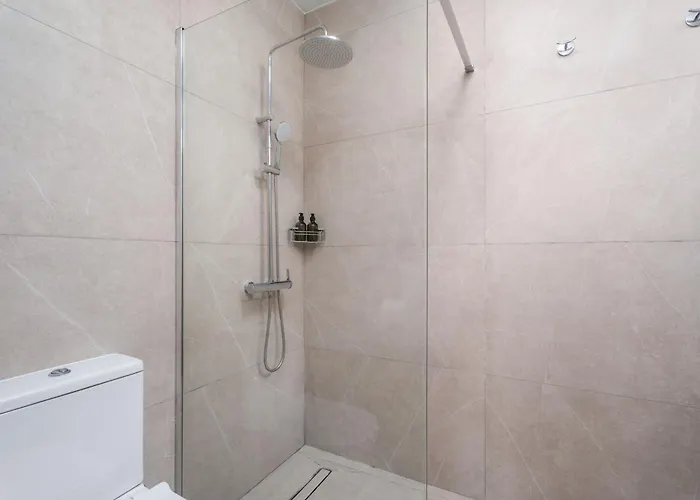 Apartment Modern Seaview In The Heart Of Agia Napa