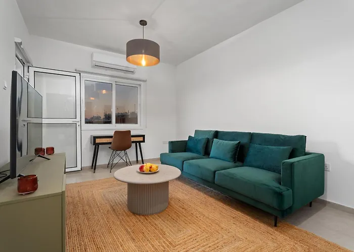 Apartment Modern Seaview In The Heart Of Agia Napa